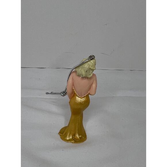 Vintage Marilyn Monroe Figure Ornament 1990 Christmas Gold Dress - Picture 3 of 4